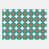 Geometric Classic Red Green White Christmas Geschenkpapier Set (Vorderseite)