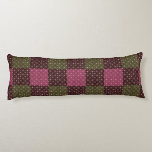 Geometric Ethnic Pattern Body Pillow – Burgundy Re Seitenschläferkissen (Rückseite)