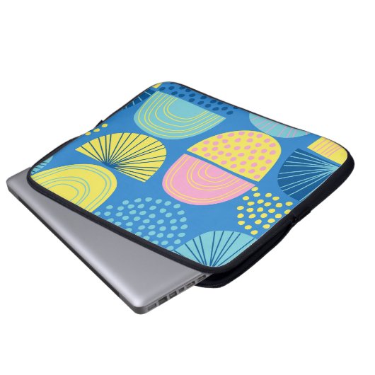 Geometric Nordic: Moderner Abstrakter Hintergrund. Laptopschutzhülle (Vorne Knopf)