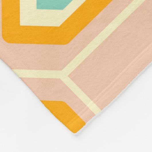 Geometric pattern in blue and orange diamond shape fleecedecke (Ecke)