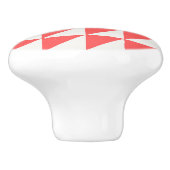 Geometric Red And Off-White Triangles Door Knob Keramikknauf (Seitenansicht)