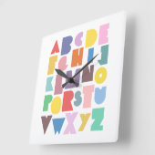 Geometric Retro Alphabet Quadratische Wanduhr (Winkel)