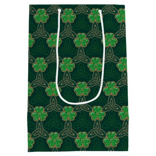 Geometric St Patricks day Celtic Triskele Kleeblat Mittlere Geschenktüte (Rückseite)