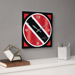 Geometric Trinidad und Tobago Flag und FAMILIENNAM Quadratische Wanduhr