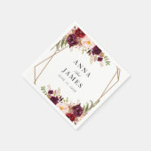 geometrisch bordeauxrot und rot serviette (Ecke)