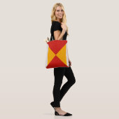 Geometrisch Dekorativ Tasche (Am Model)