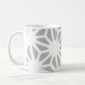 geometrisch-grau-weiße Muster Kaffeetasse (Links)
