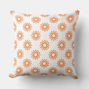 Geometrische Blume 01 - Orange auf Weiß Kissen