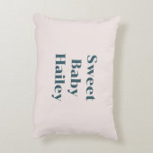 Geometrische Blume mit Namen Dekokissen (Rückseite(Vertikal))