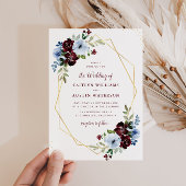 geometrische Bordeaux- und Blütenhochzeit Einladung