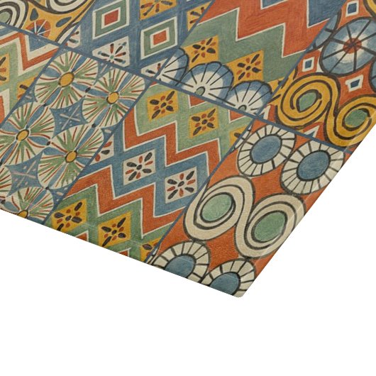 Geometrische farbenfrohe antike ägyptische Grafik Schneidebrett (Ecke)