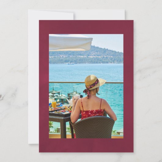 Geometrische Feier des Lebens in Rot und Weiß Einladung (Rückseite)