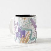Geometrische Formen und Blume auf Weiß. Zweifarbige Tasse (Vorderseite Links)