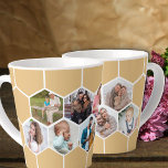 Geometrische FotoCollage 9 Picture Honey Beige Milchtasse<br><div class="desc">Foto latte Tasse mit geometrischen Foto Collage unter Verwendung von 9 Ihrer Lieblings-Familie Fotos. Die Fotovorlage ist für Sie Set, um Ihre Bilder hinzuzufügen, die in Reihen von links nach rechts arbeiten, um ein Honigwabenmuster zu bilden. Das sechseckige Design ist hellbeige und weiß - bitte stöbern Sie in meinem Shop...</div>