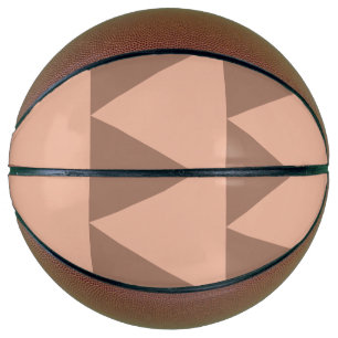Geometrische große Dreiecke Mocha Mousse Dusty Pin Basketball