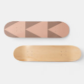 Geometrische große Dreiecke Mocha Mousse Dusty Pin Skateboard (Horizontal)
