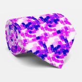 Geometrische Krawatte "Blue Raspberry" (Gerollt)