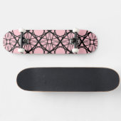 Geometrische Kunst in Schwarz und Rosa Skateboard (Horizontal)