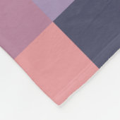 Geometrische Lila Wärme des Retro-Schachbretts Fleecedecke (Ecke)
