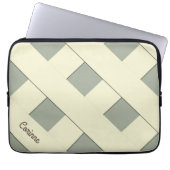 Geometrische, pastellgelbe Linien mit Namen Laptopschutzhülle (Vorderseite)