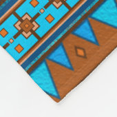 Geometrische Printwerbung im Südwesten der Bergspi Fleecedecke (Ecke)