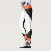 Geometrische schwarz-weiße Streifen Leggings (Links)