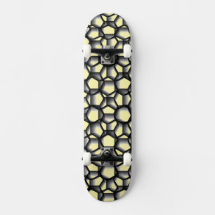 Geometrische schwarze Lacy-Art auf Gelb Skateboard
