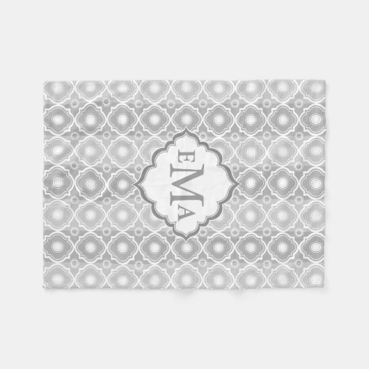 Geometrische Streifen (weiß und grau) und Quatrefo Fleecedecke (Vorderseite (Horizontal))