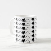Geometrische Zickzack Streifen in Schwarz und Weiß Kaffeetasse (Vorderseite Links)