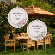 Geometrische Zuhause in Rosa