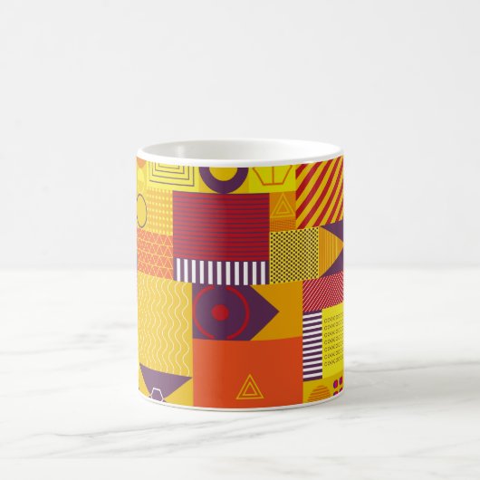 geometrischer abstrakter Hintergrund, Vintag krank Kaffeetasse (Mittel)