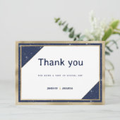 Geometrischer Glitzer der Goldmedaille Einladung (Stehend Vorderseite)