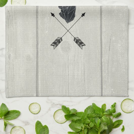 Geometrischer Hirschkopf mit Blume und überkreuzte Geschirrtuch (Gefaltet)