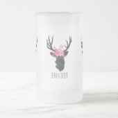 Geometrischer Hirschkopf mit Blumenkrone Mattglas Bierglas (Mittel)