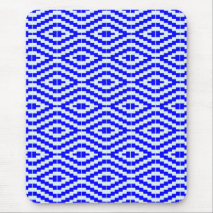 Geometrischer Kente in Hellblau und Weiß Mousepad