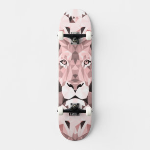 Geometrischer Lion-Kopf der Rose Skateboard
