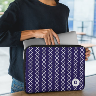 Geometrischer Navy-Blue-Monogram-Laptop-Sieb Laptopschutzhülle