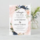 Geometrischer Rahmen für den Navy Blush Floral änd Einladung (Stehend Vorderseite)