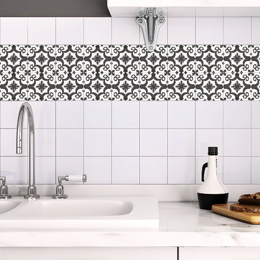 Geometrischer, Schwarz-weißer marokkanischer Stil Fliese