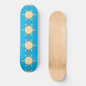 Geometrischer Sonnenkreis Thunder_Cove Skateboard (Vorderseite)
