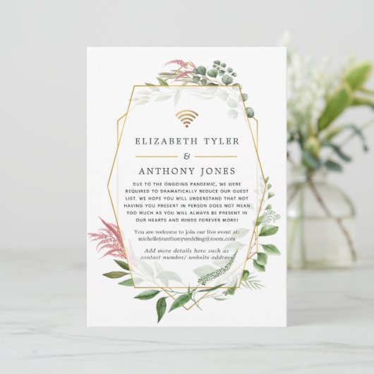 Geometrischer Wald Virtual Reduced Wedding Gäste Ankündigung (Stehend Vorderseite)