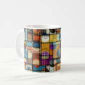 Geometrisches abstraktes Muster in Low-Poly-Pixela Kaffeetasse (Vorderseite Links)