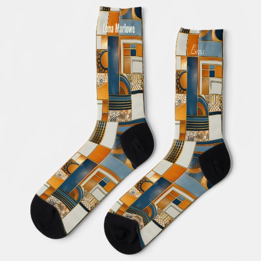 Geometrisches Art-Deco-Patchwork in Blau und Gold Socken (Linkes Detail)