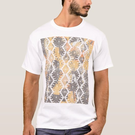 Geometrisches Boho-Stamm: Störendes Muster. T-Shirt (Vorderseite)