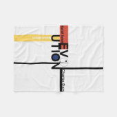 Geometrisches Brahaus mit Typografie Fleecedecke (Vorderseite (Horizontal))