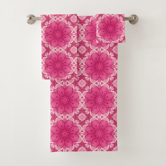 Geometrisches Daisy-Muster in Korallen und Pastell Badhandtuch Set (Insitu)