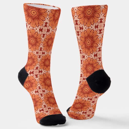 Geometrisches Daisy Muster in Mandarin Orange Socken (Gewinkelt)