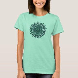 Geometrisches Design mit Aqua-Blues und Grüntönen  T-Shirt