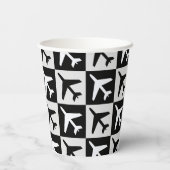 Geometrisches Flugzeug für Schwarz-weiße Luftfahrz Pappbecher (Rückseite)