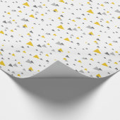 Geometrisches, hellgraues und gelbes Dreieck Geschenkpapier (Ecke)